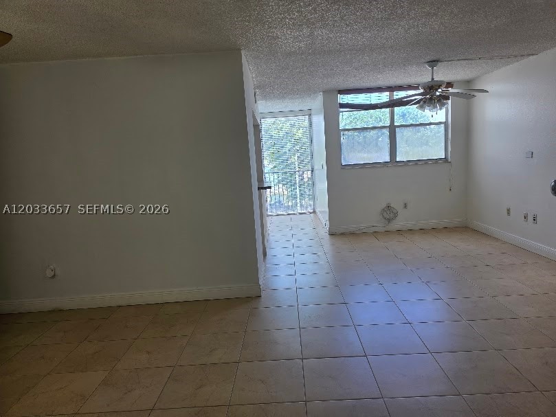 VERSAILLE GARDENS I CONDO - Residential Lease