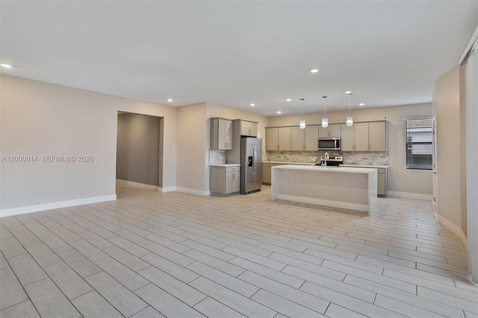 KROME GROVE ESTATES - Residential