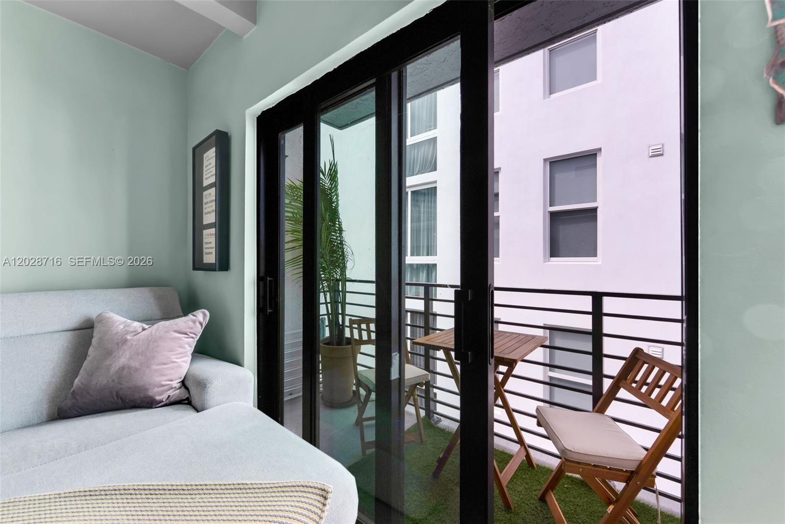 ROYAL WEST CONDO - Residential Lease
