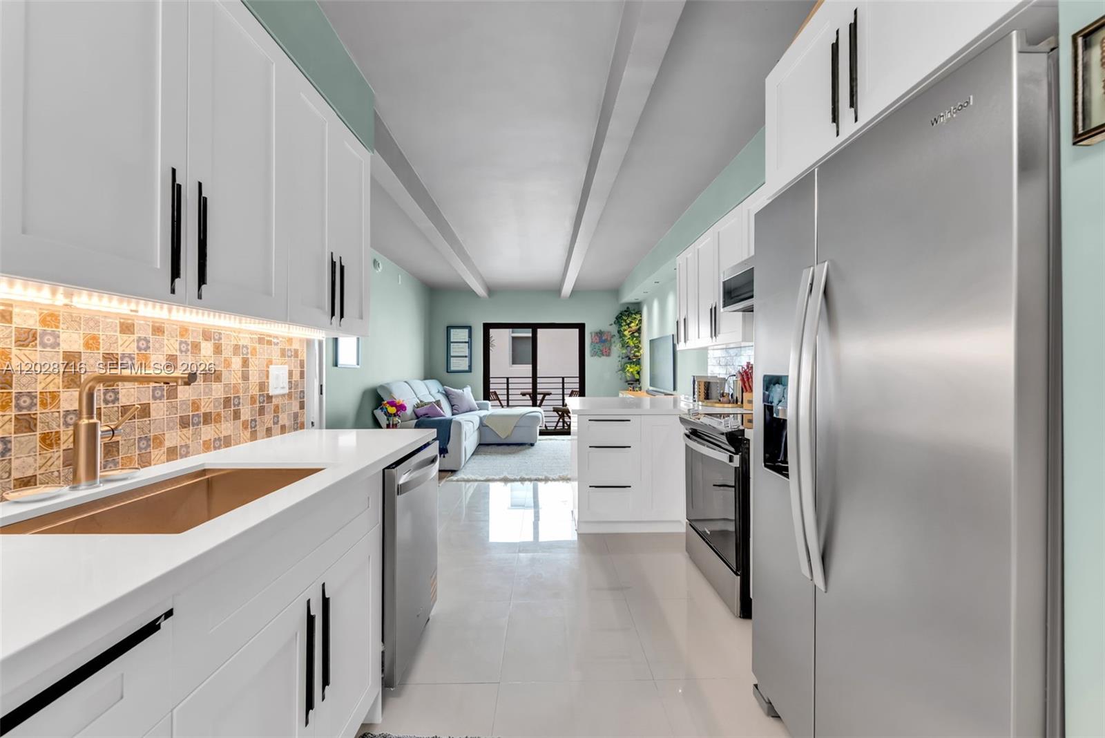 ROYAL WEST CONDO - Residential Lease