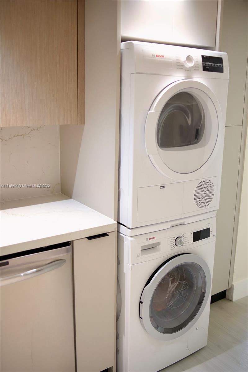 CLEARVIEW TOWERS CONDO - Residential Lease