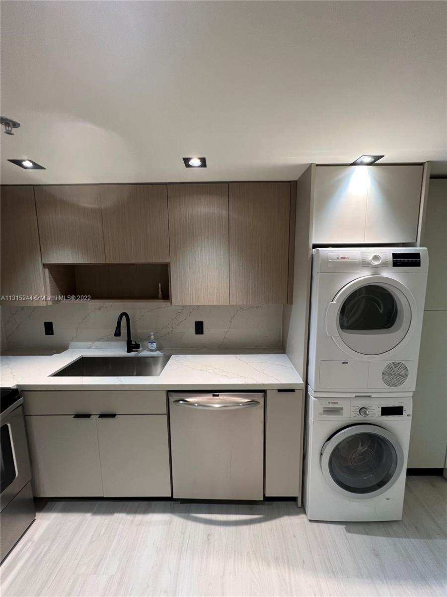 CLEARVIEW TOWERS CONDO - Residential Lease