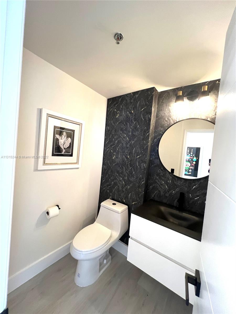 CLEARVIEW TOWERS CONDO - Residential Lease