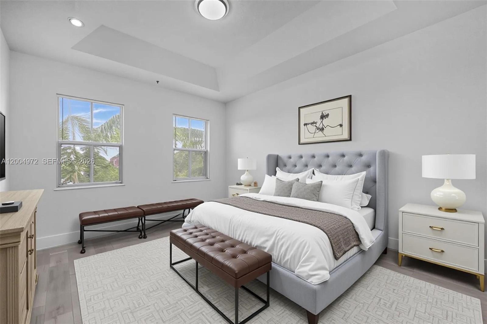 FONTAINBLEAU LAKES COURTY - Residential