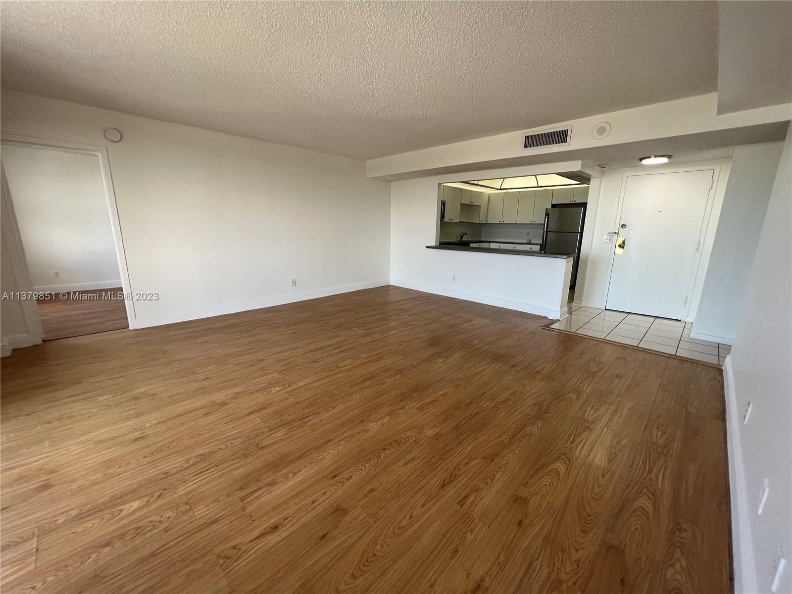 SAILBOAT CAY CONDO - Residential Lease