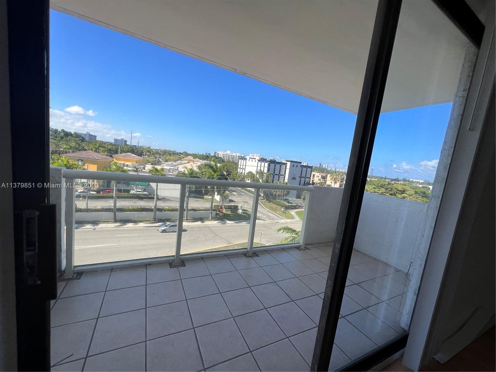 SAILBOAT CAY CONDO - Residential Lease