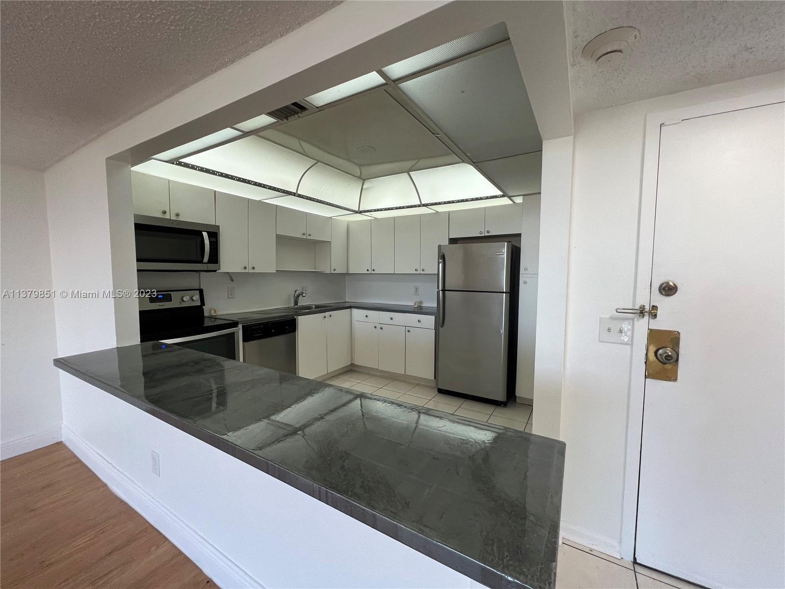 SAILBOAT CAY CONDO - Residential Lease