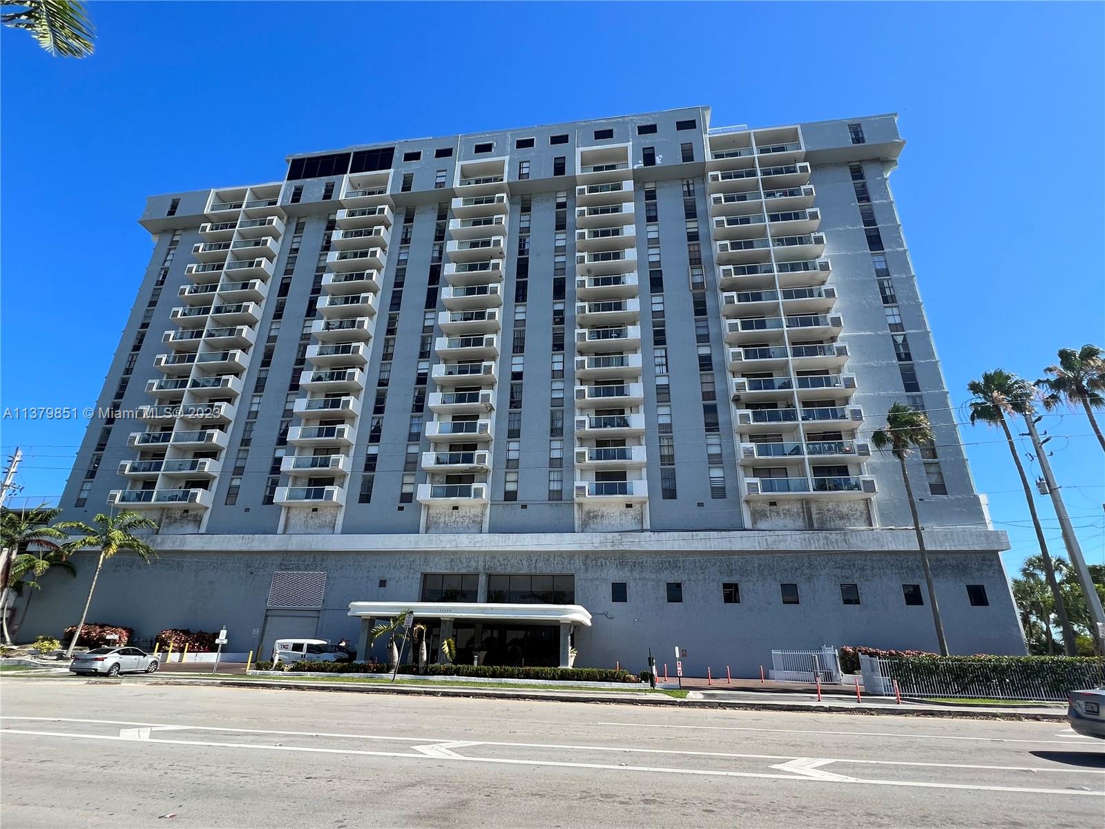 SAILBOAT CAY CONDO - Residential Lease