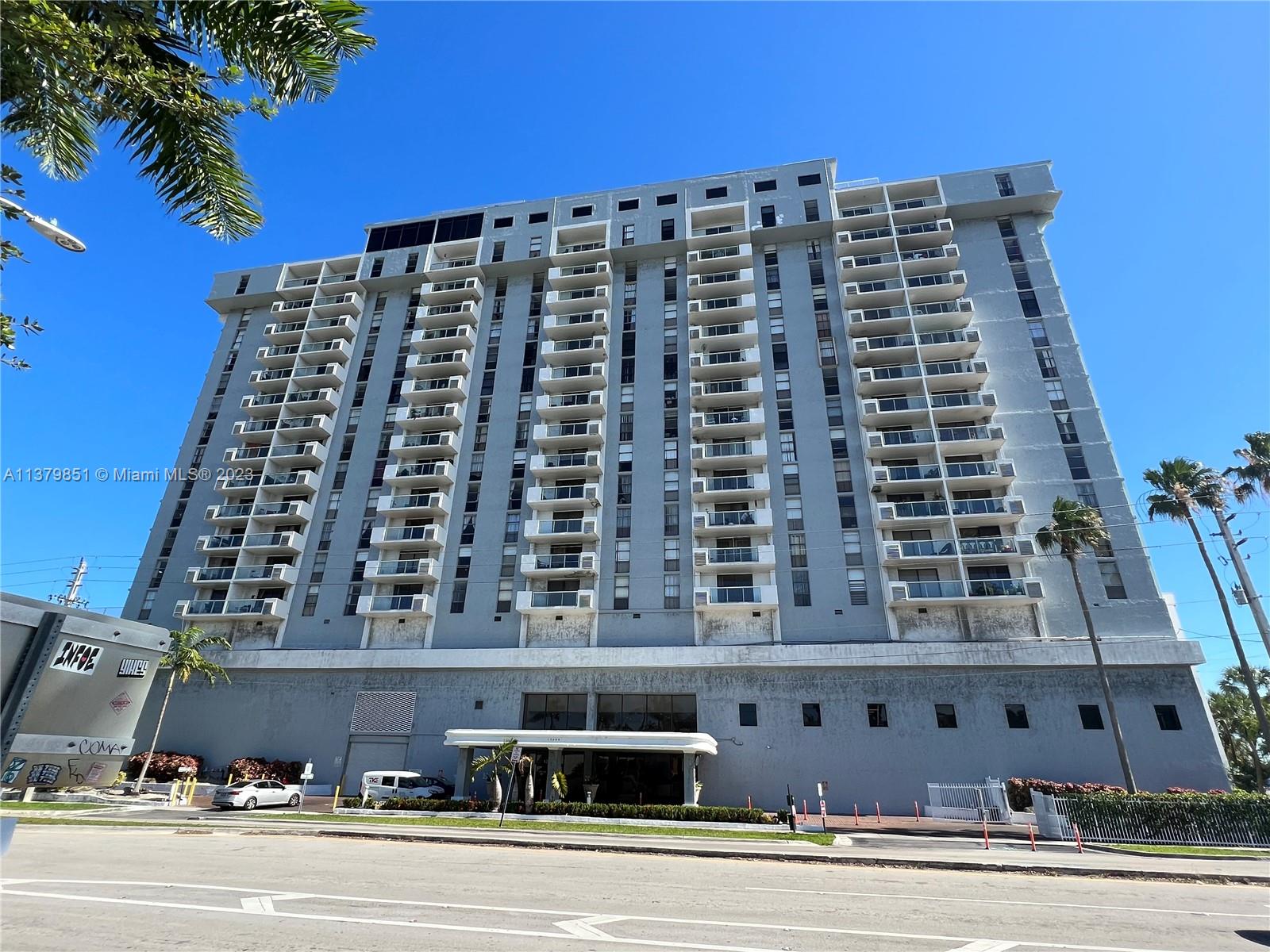 SAILBOAT CAY CONDO - Residential Lease
