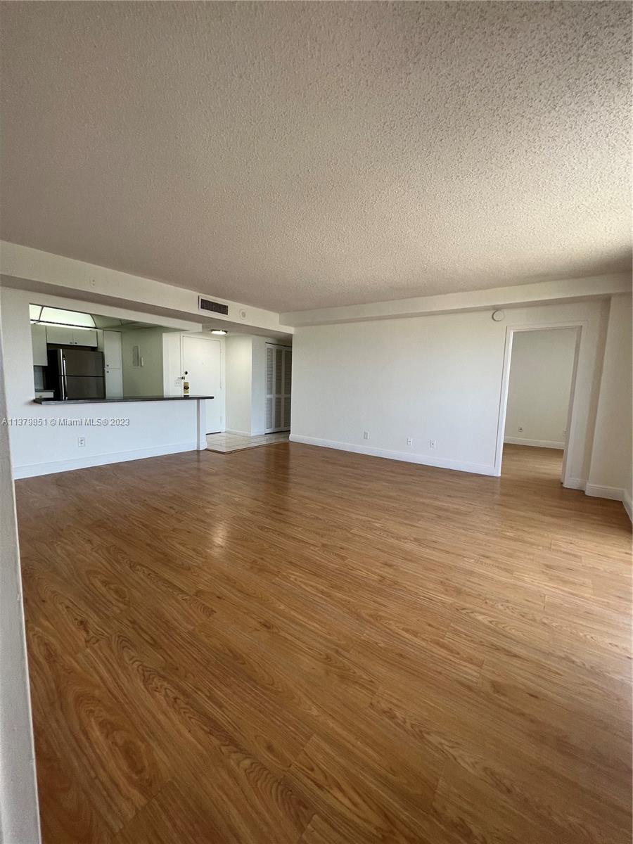 SAILBOAT CAY CONDO - Residential Lease