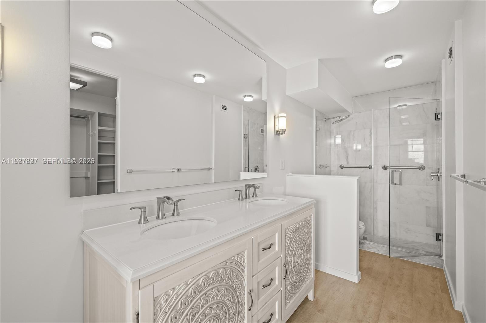 ISLAND TERRACE CONDO - Residential