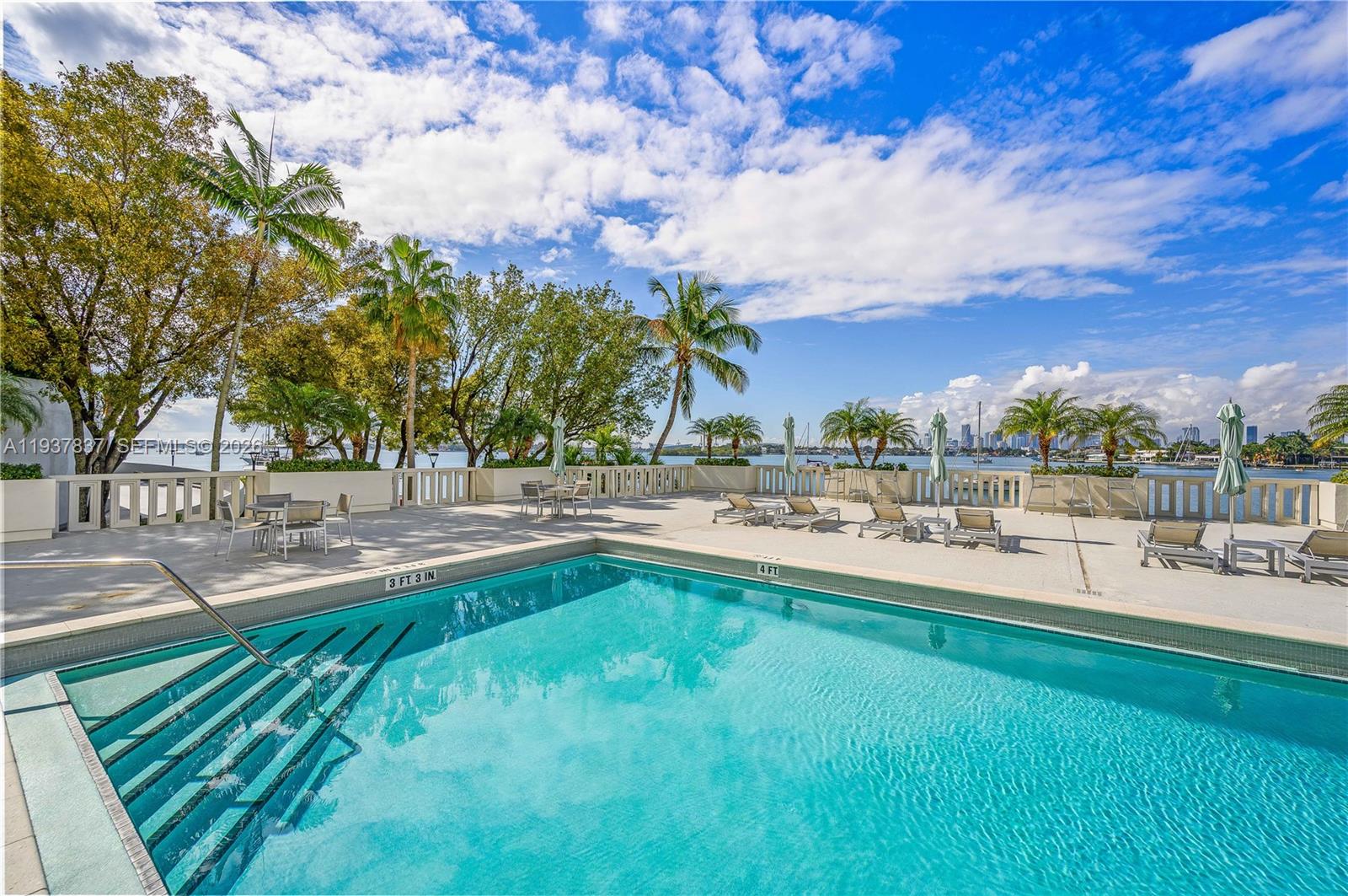 ISLAND TERRACE CONDO - Residential
