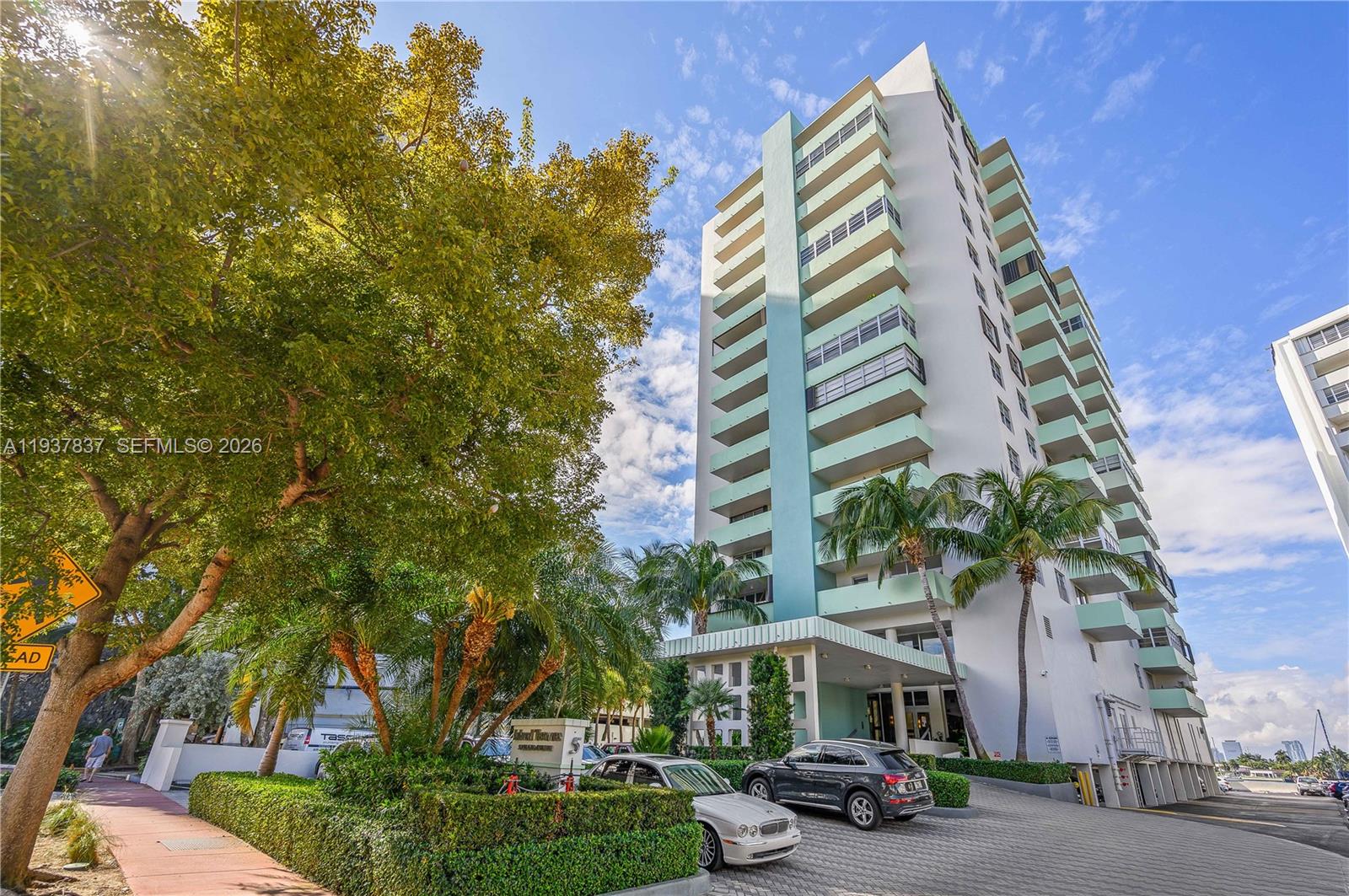 ISLAND TERRACE CONDO - Residential