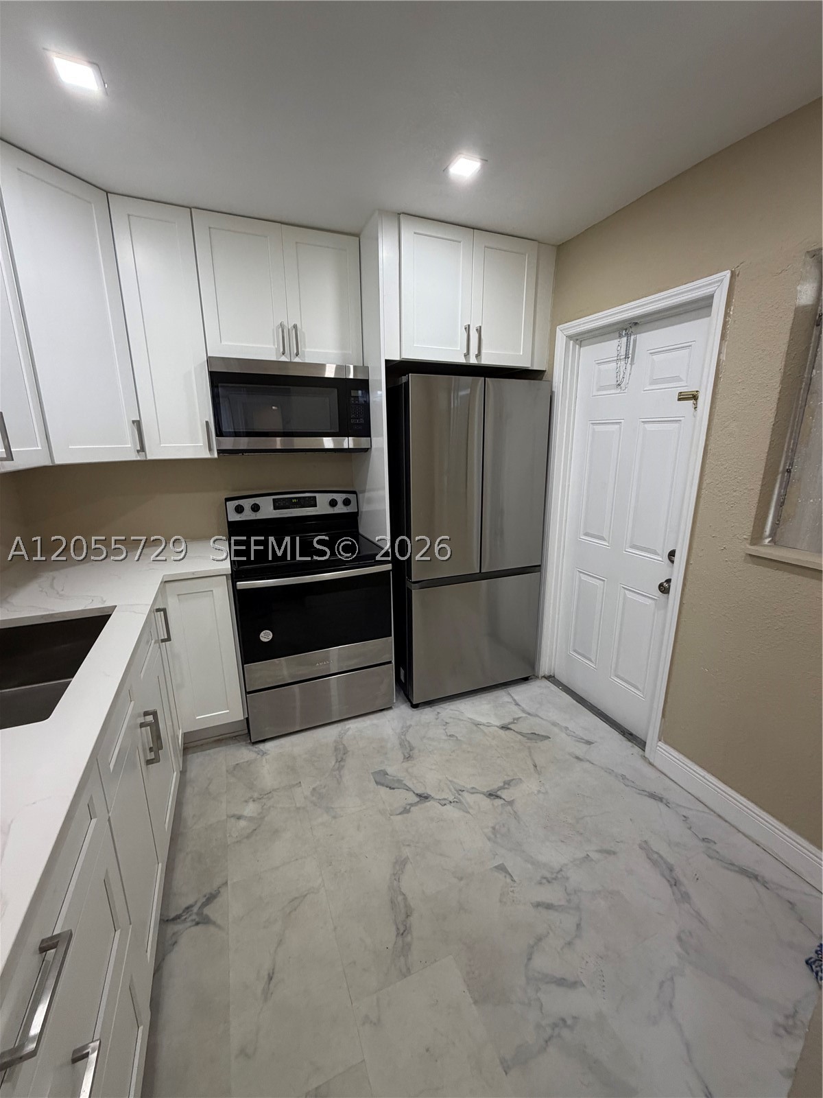 FIRST MIRAMAR CONDO - Residential Lease