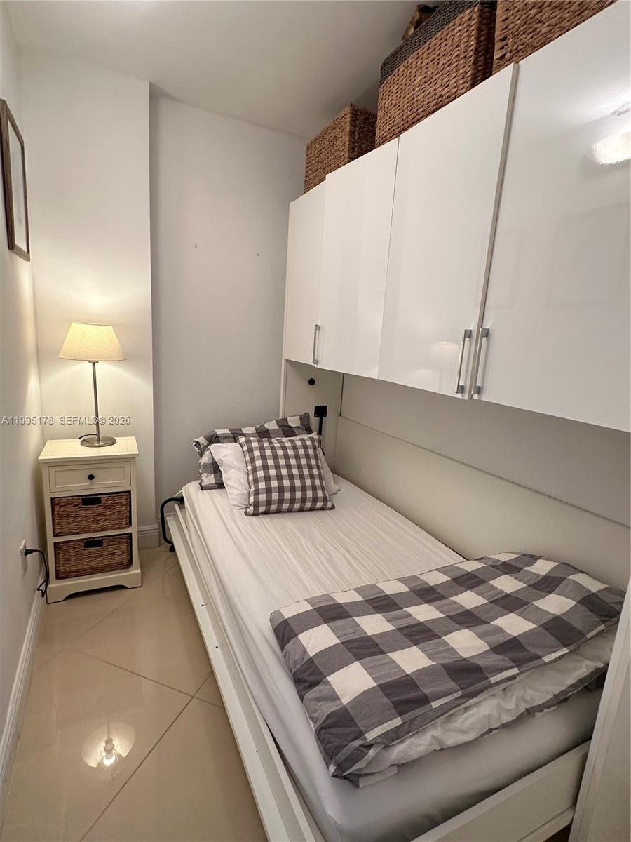 ARLEN HOUSE EAST CONDO - Residential Lease