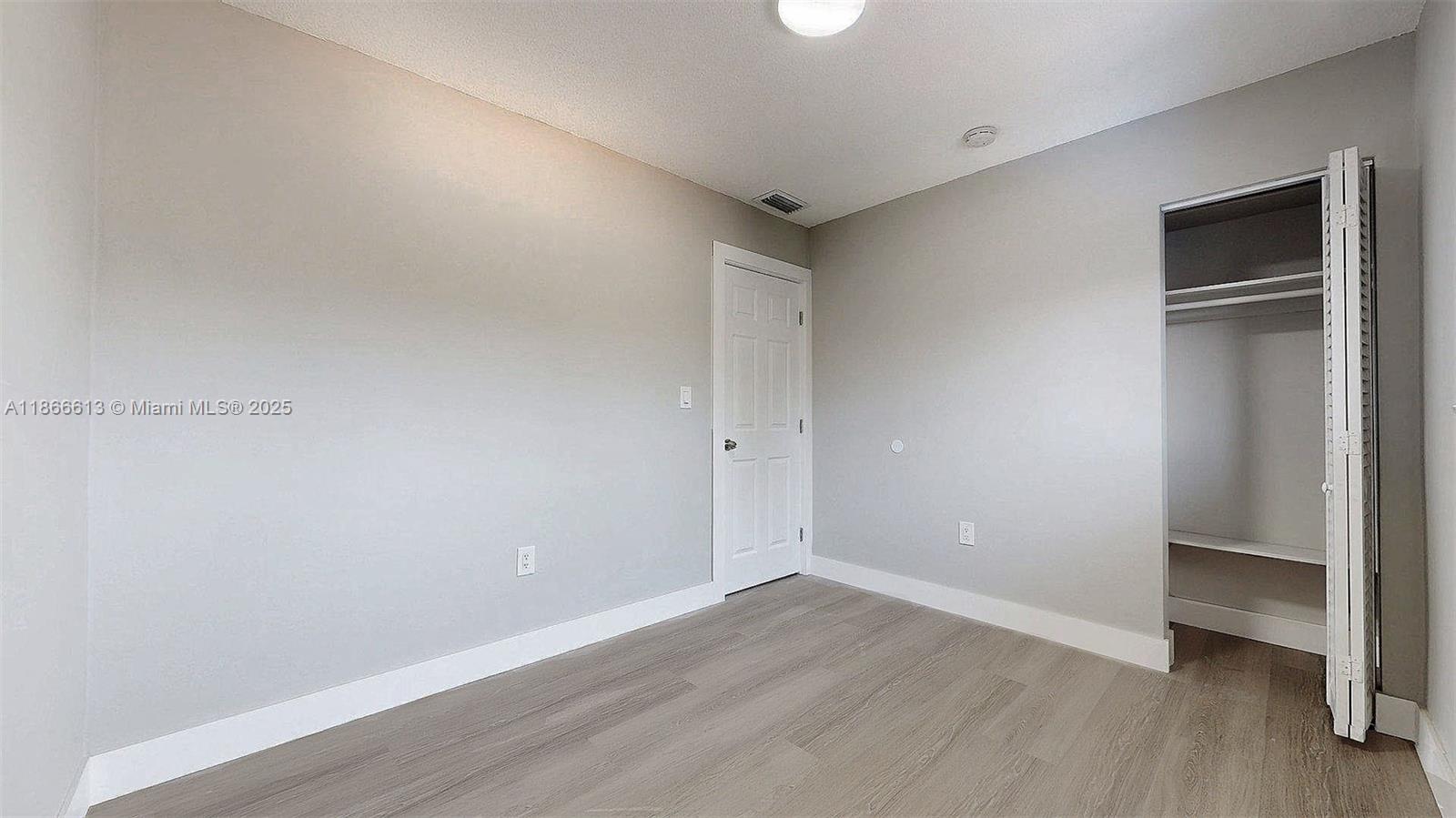 BRICKELL RIVERVIEW - Residential Lease