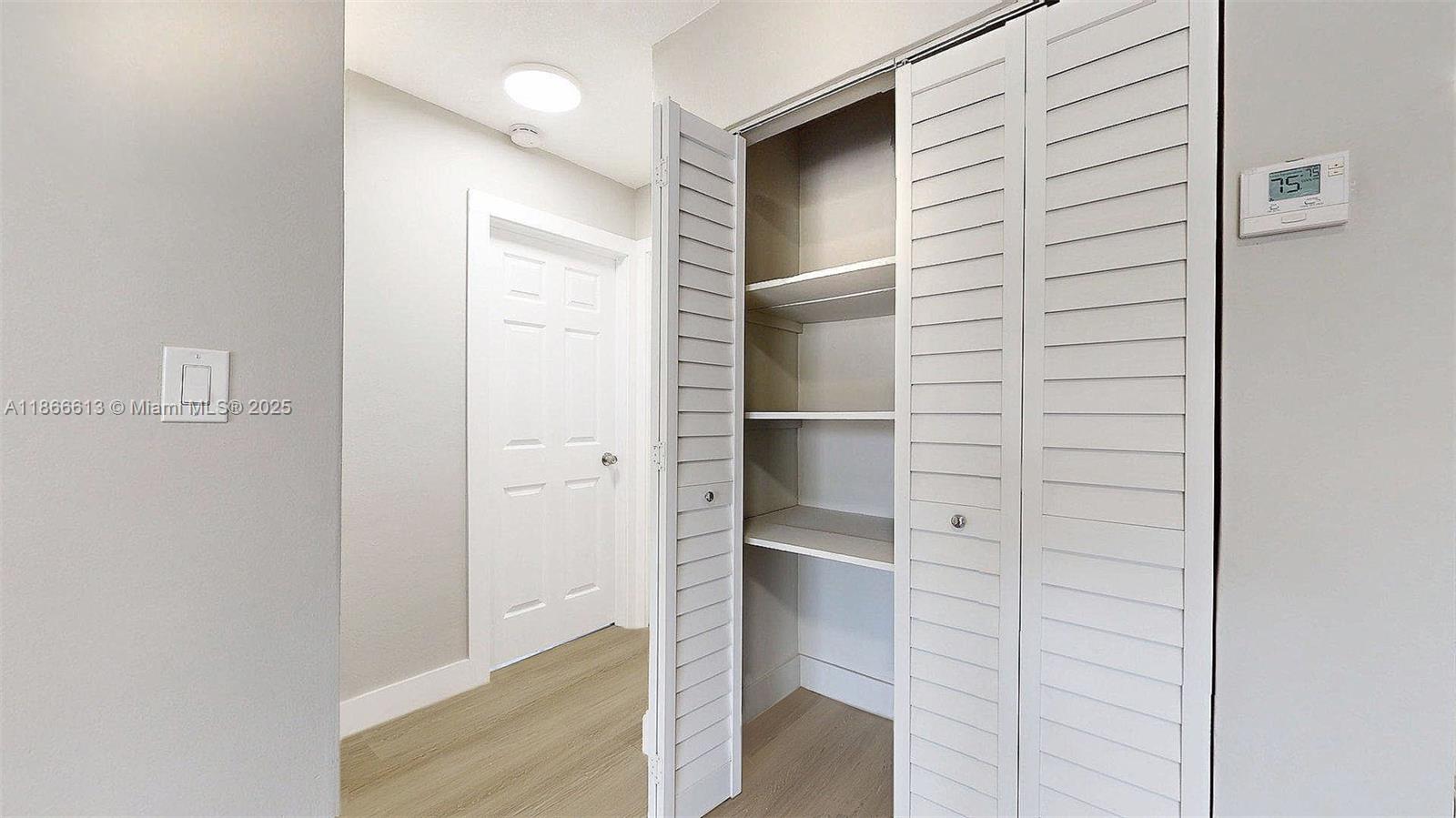 BRICKELL RIVERVIEW - Residential Lease