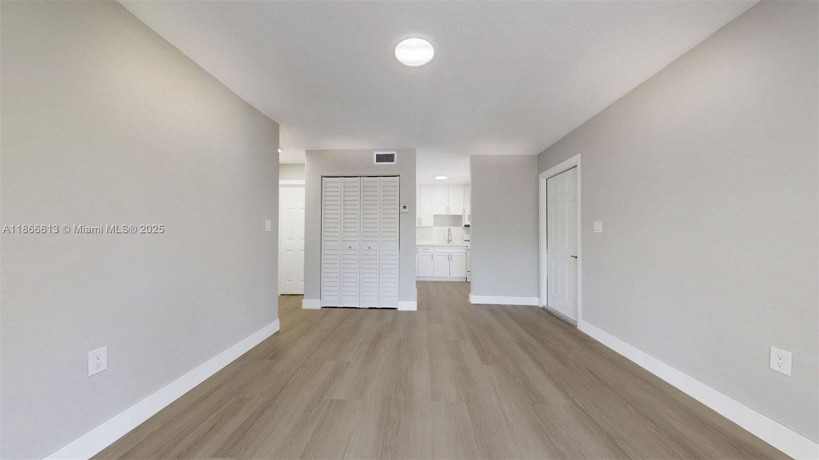 BRICKELL RIVERVIEW - Residential Lease
