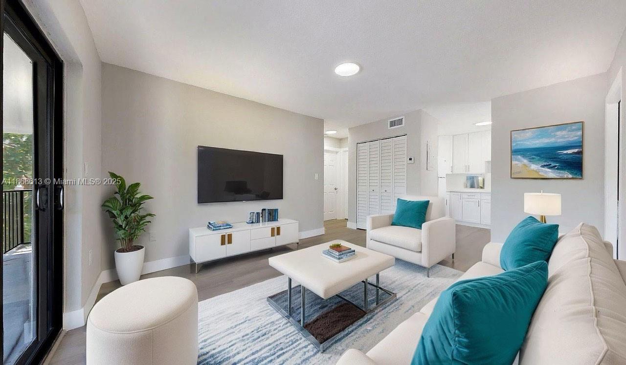BRICKELL RIVERVIEW - Residential Lease