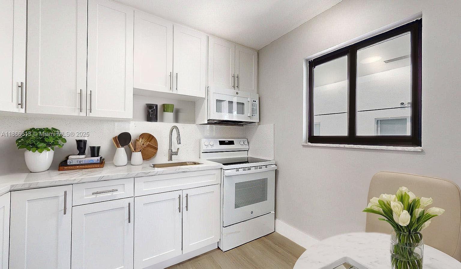 BRICKELL RIVERVIEW - Residential Lease