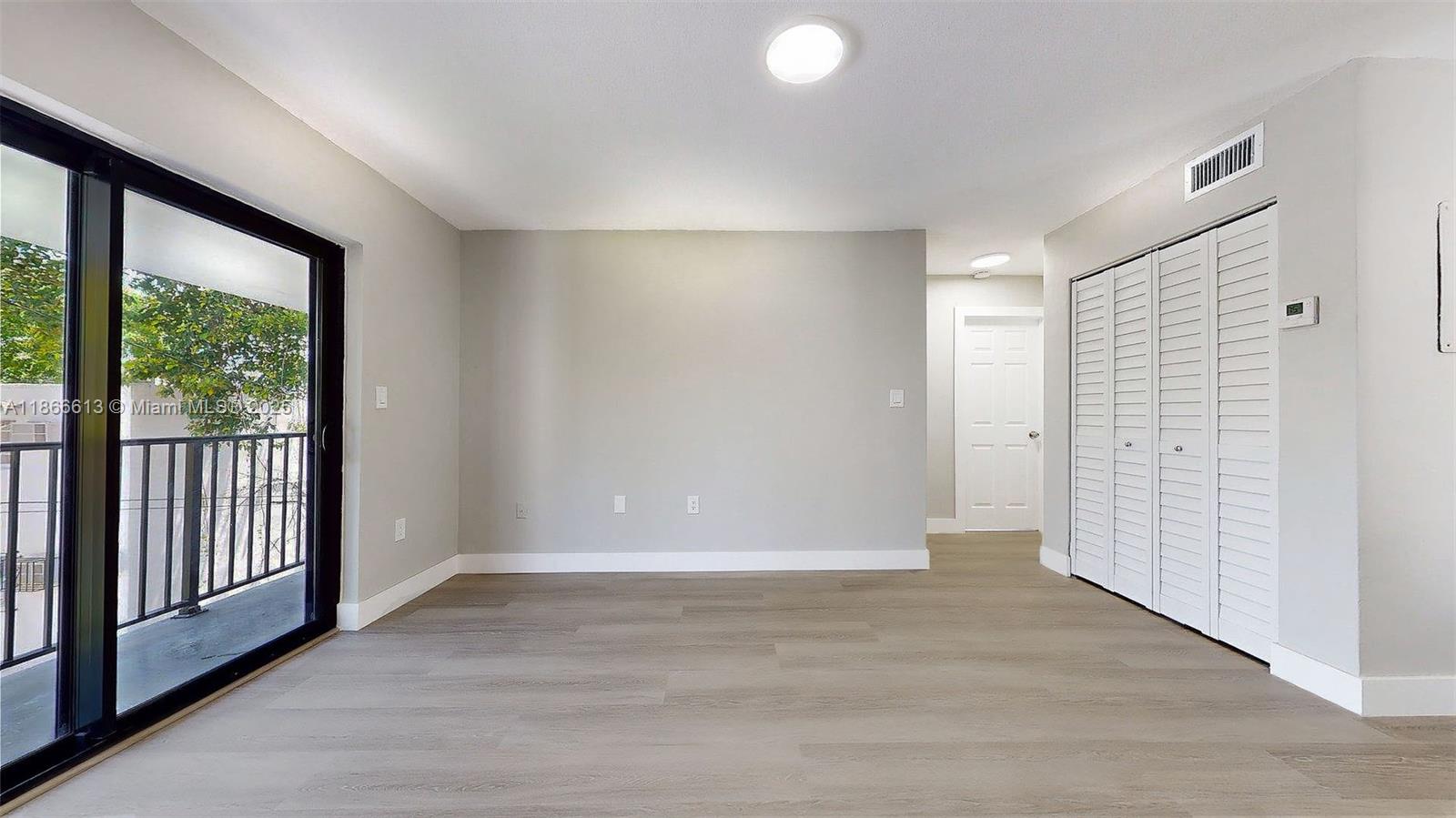 BRICKELL RIVERVIEW - Residential Lease