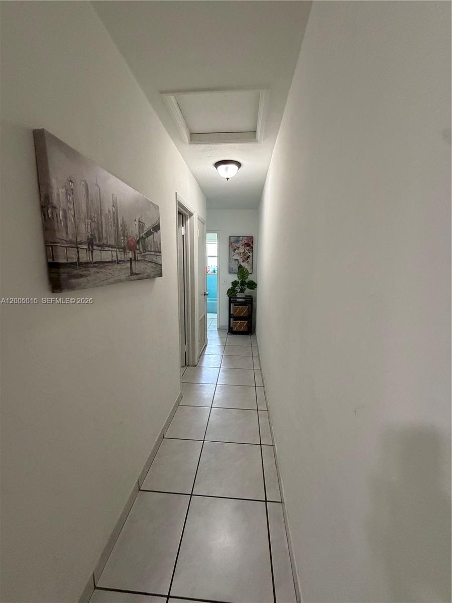 SILVER BLUFF GARDENS - Residential