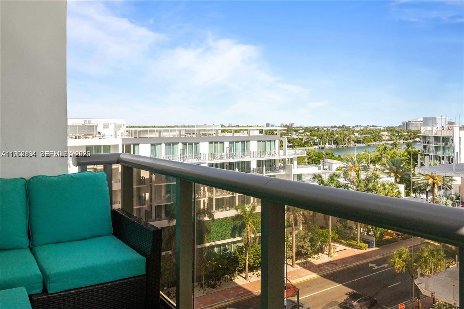 MAISON GRANDE CONDO - Residential