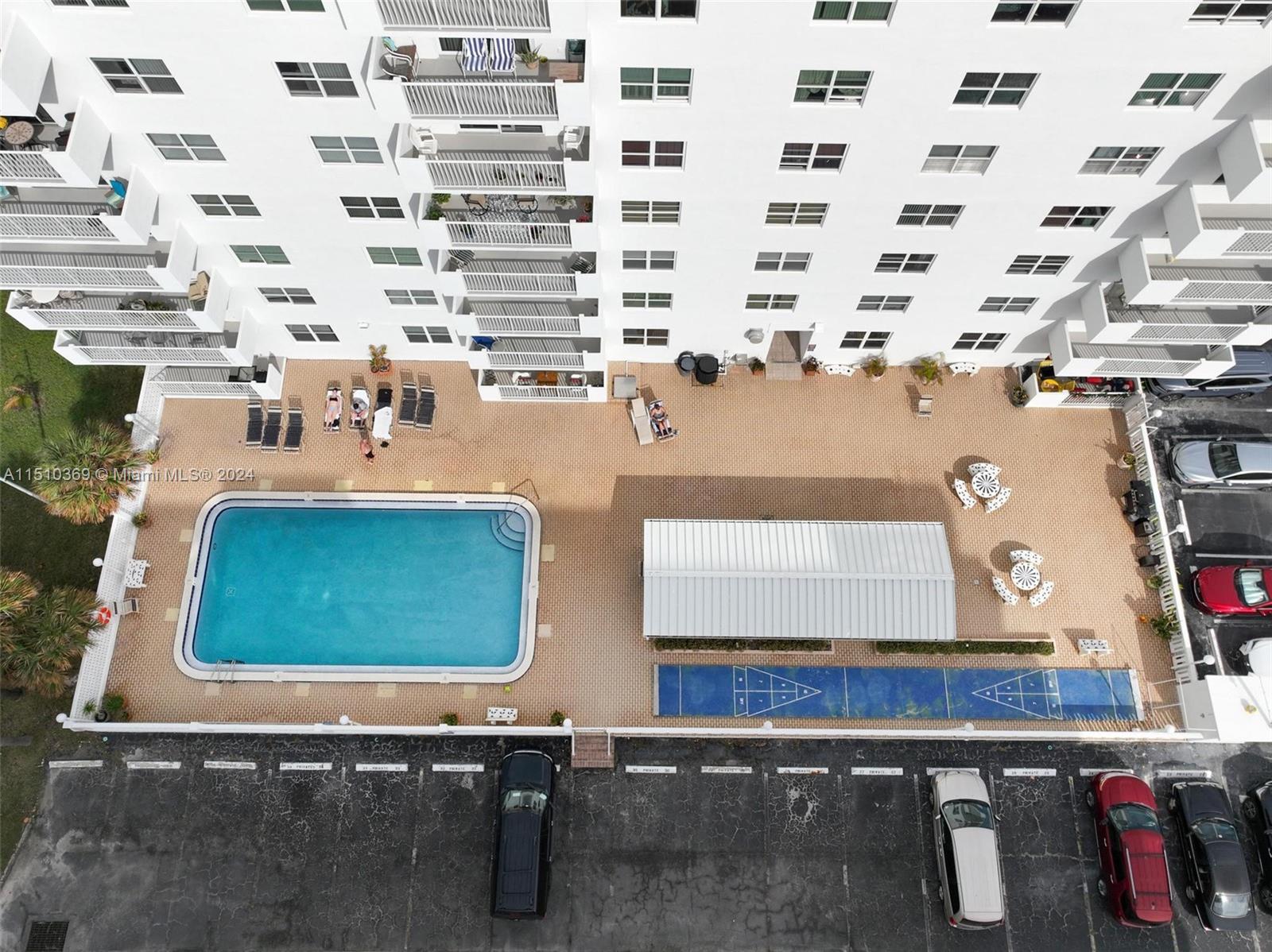 CAMBRIDGE TOWERS CONDO - Residential
