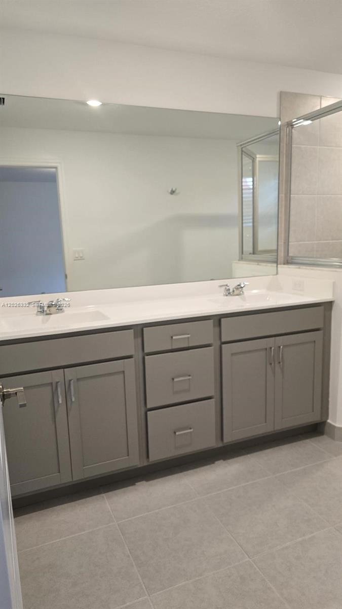 LAKESHORE AT THE FOUNTAIN - Residential Lease