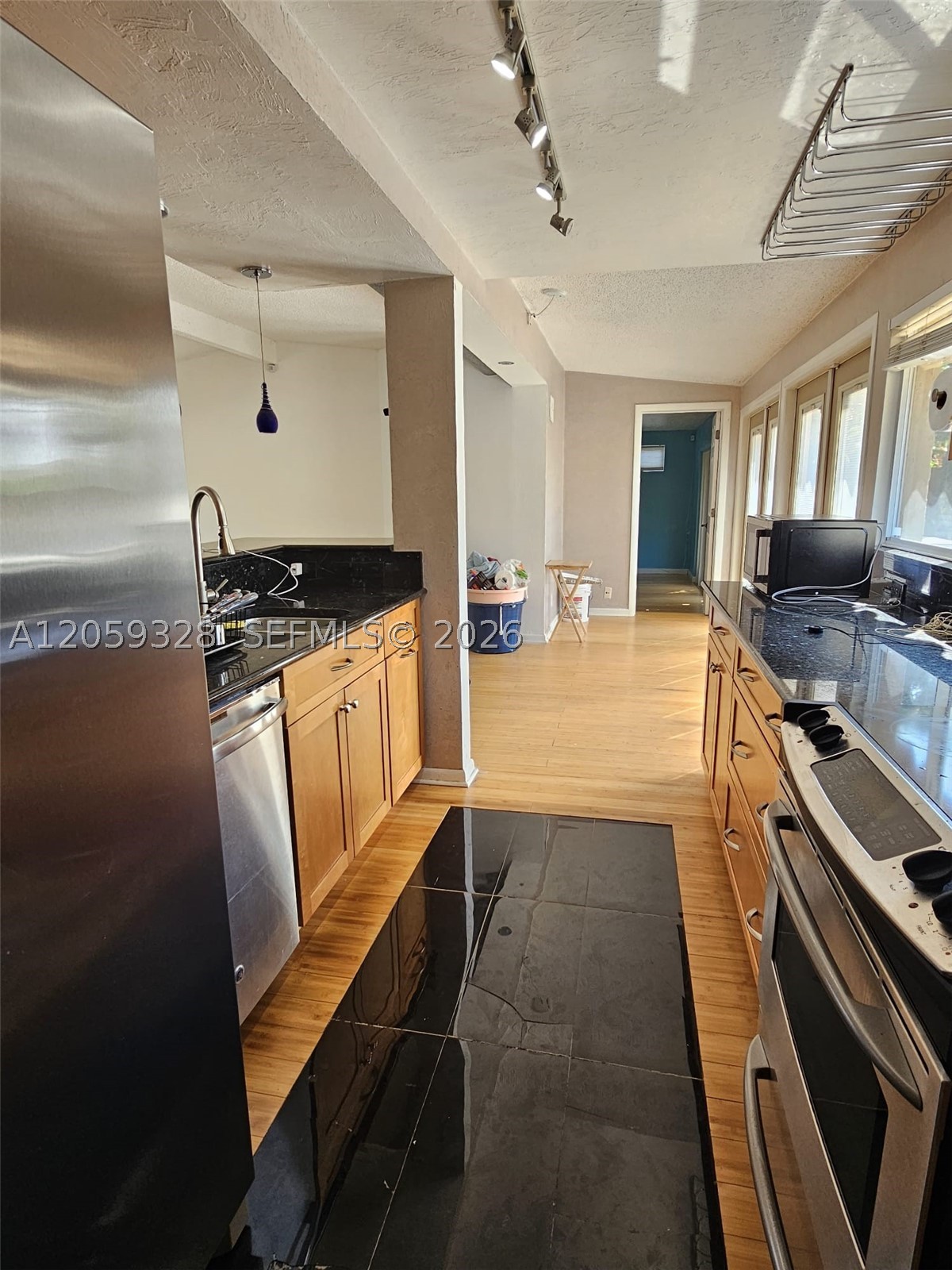 POMPANO BEACH HIGHLANDS - Residential