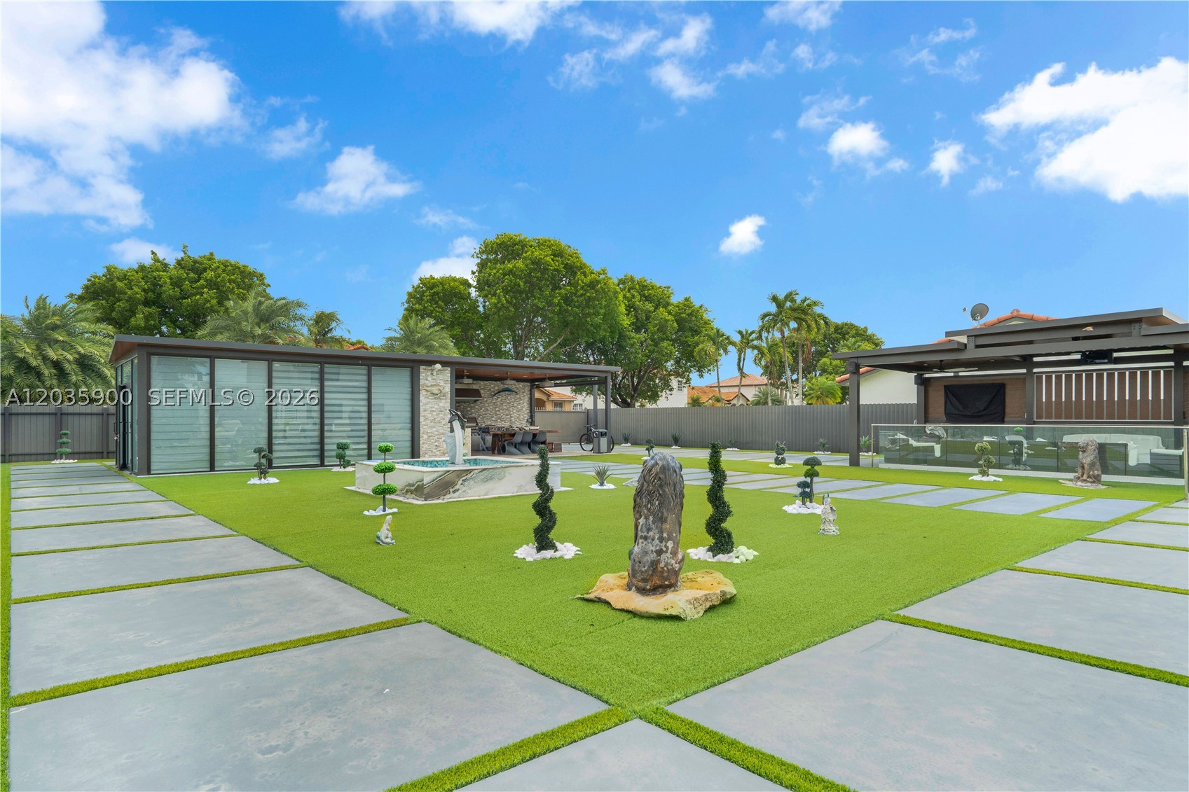 UNIV PARK EAST SEC 5 - Residential