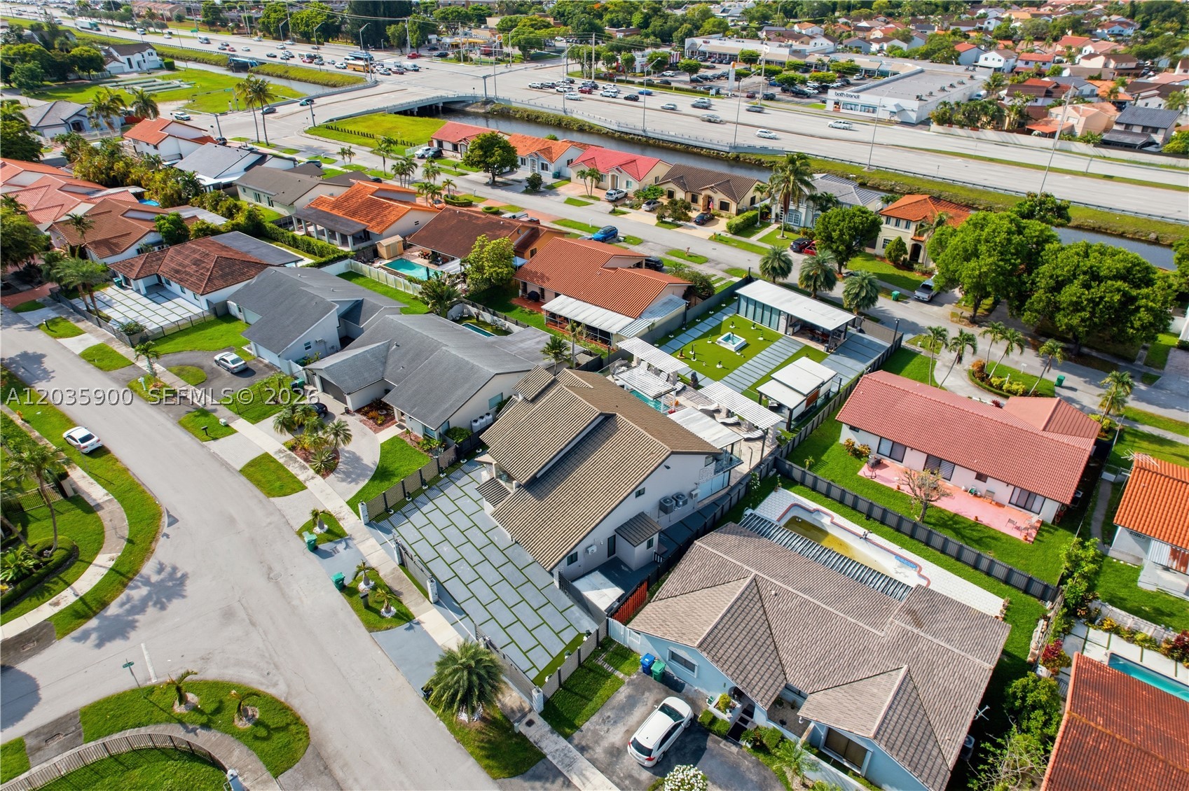 UNIV PARK EAST SEC 5 - Residential