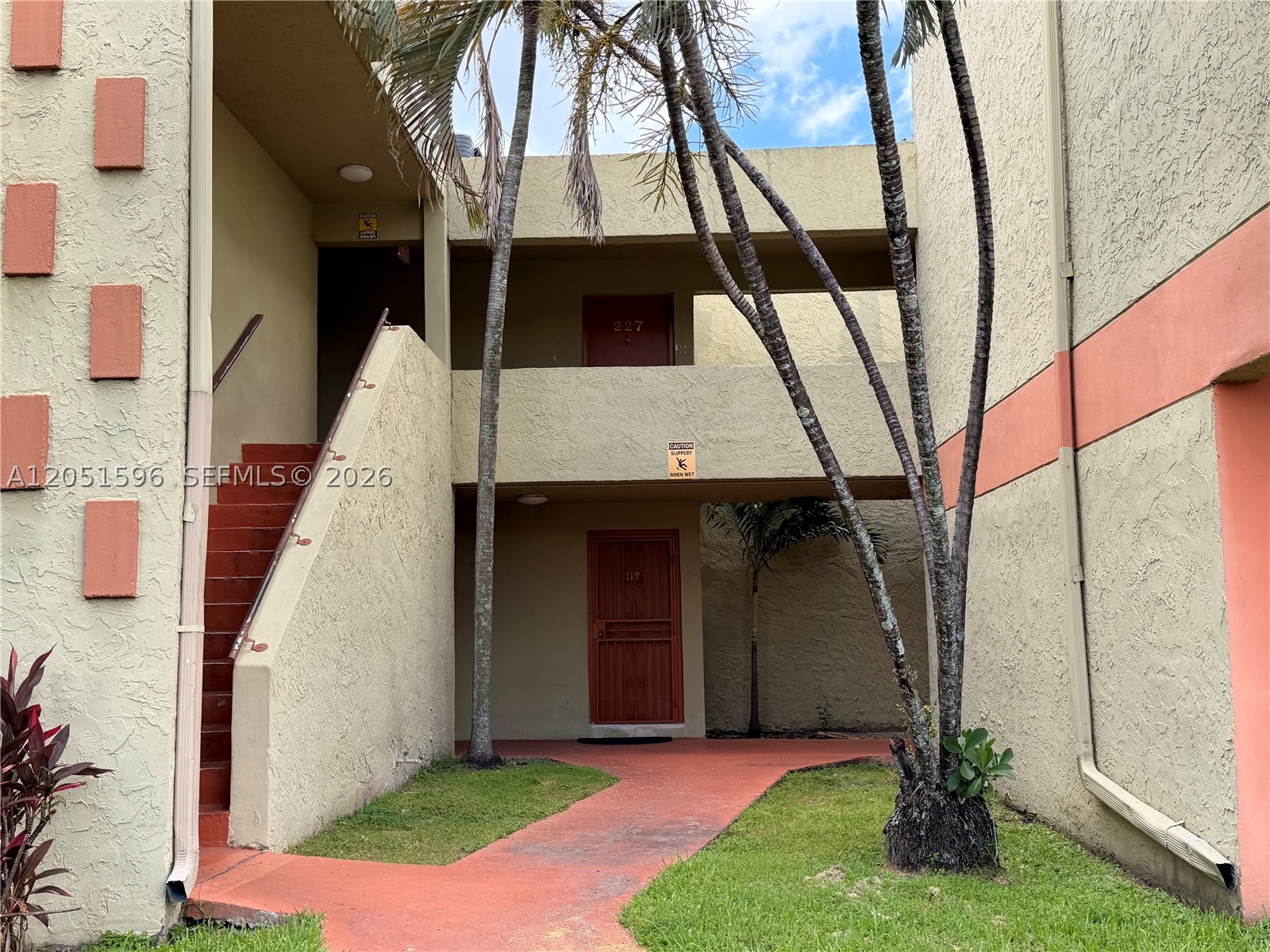 SOUTH WINDS CONDO WEST - Residential Lease