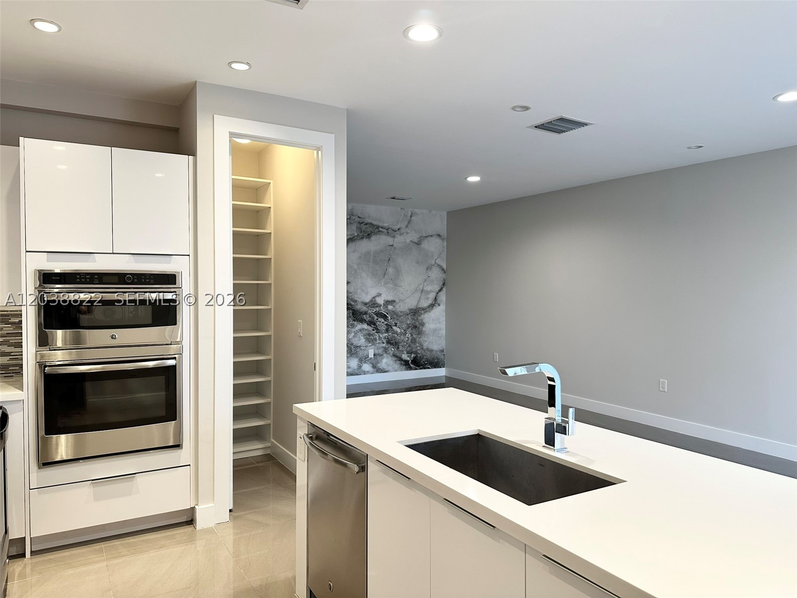 LANDMARK AT DORAL - Residential Lease