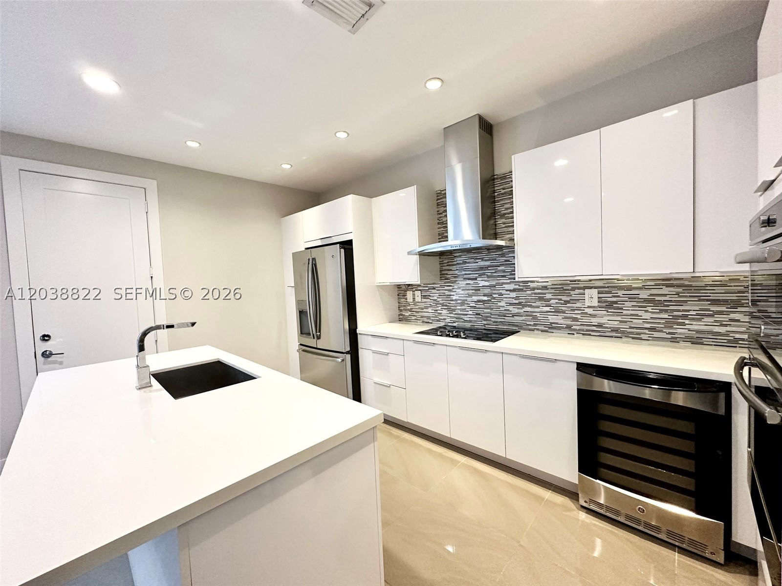 LANDMARK AT DORAL - Residential Lease
