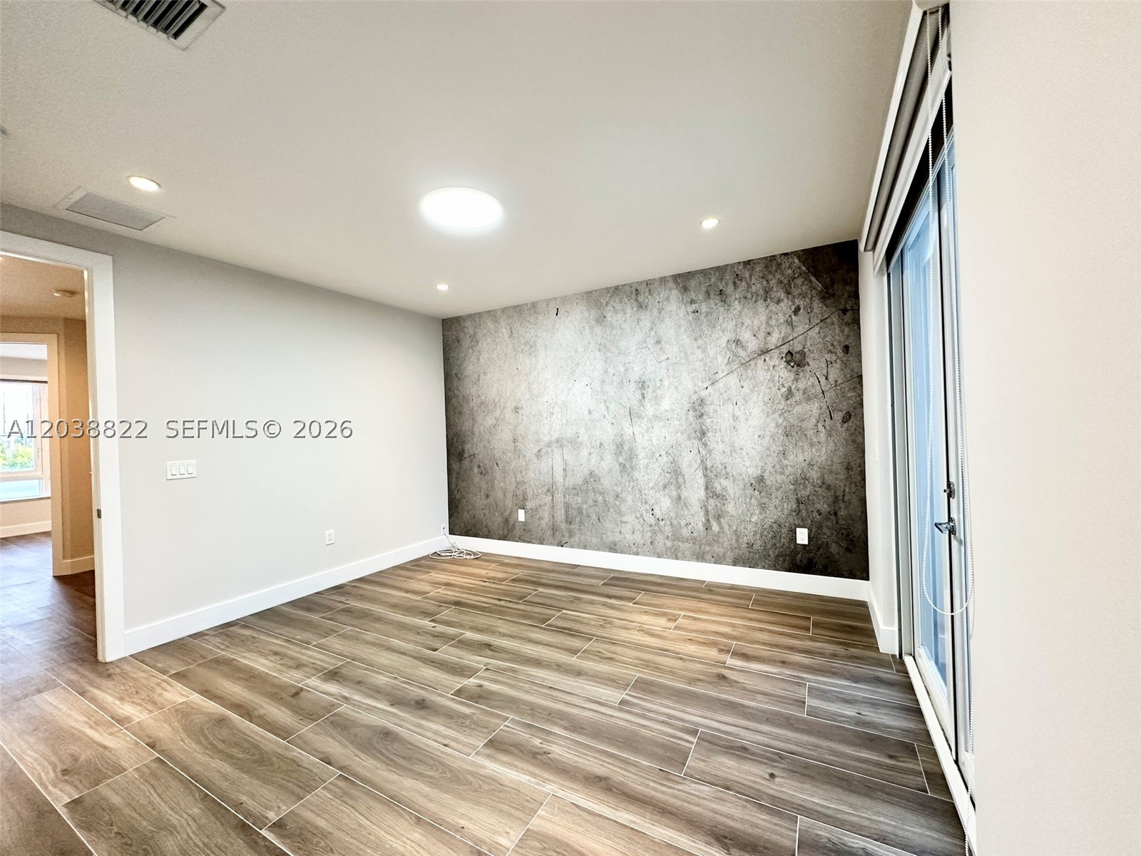 LANDMARK AT DORAL - Residential Lease