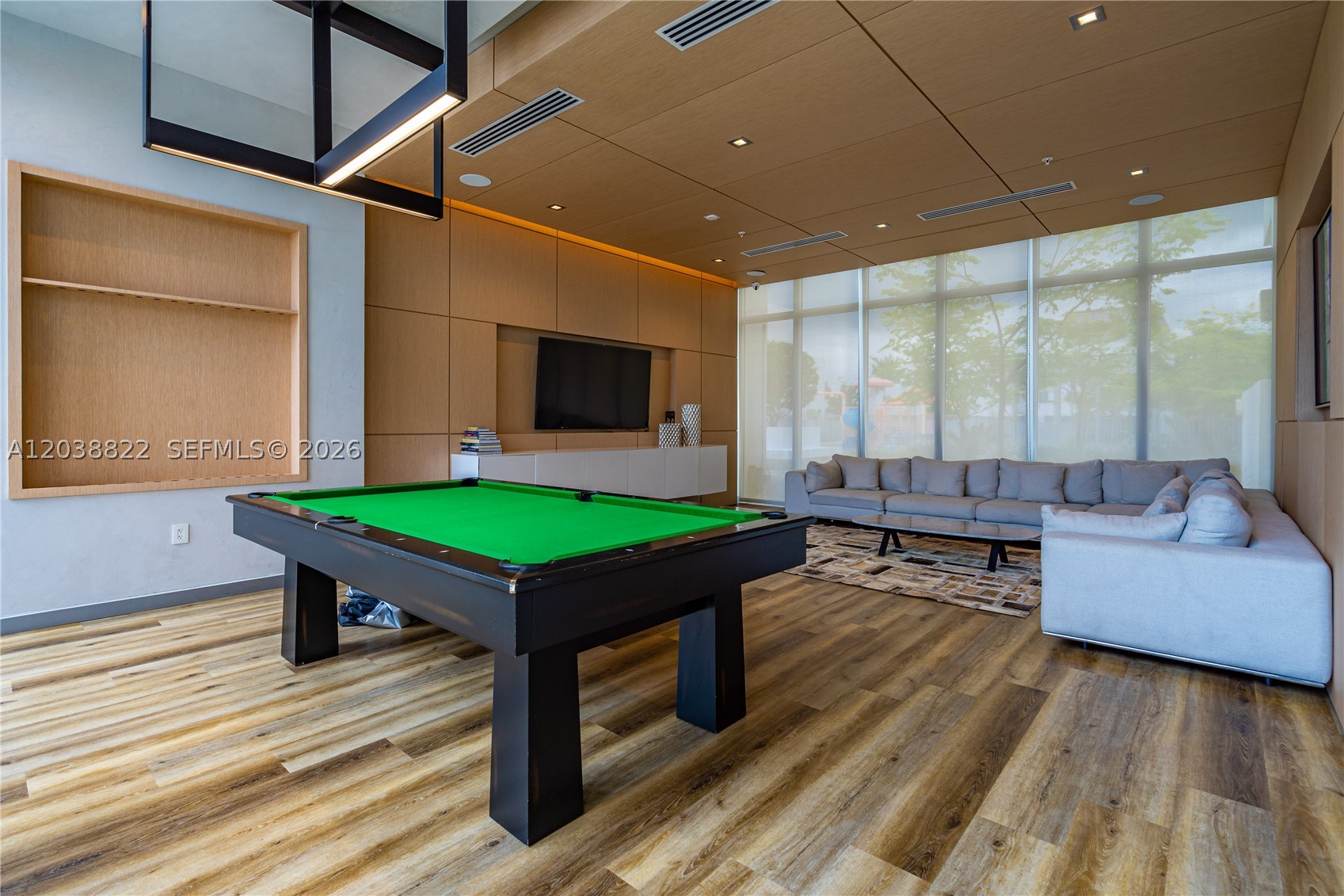 LANDMARK AT DORAL - Residential Lease