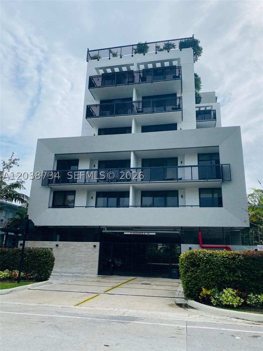 Exceptional opportunity in the heart of Bay Harbor Islands! This modern residence offers outstanding flexibility—ideal for full-time living, long-term leasing, or participation in the building’s professionally managed short-term rental program. The unit is currently enrolled in the program, allowing for immediate income generation.
Featuring a contemporary open-concept layout, in-unit washer and dryer, two assigned parking spaces, and pleasant city views, this residence combines comfort and functionality in a highly desirable setting.
Located in one of Miami’s most sought-after and rapidly evolving neighborhoods, Bay Harbor Islands continues to attract luxury development and sustained investment, enhancing its long-term appeal and value. Residents enjoy close proximity to beaches, upscale shopping, fine dining, and highly regarded schools.
Offered at $575,000, this property represents a strong opportunity for both end users and investors seeking location, lifestyle, and income potential in one package.