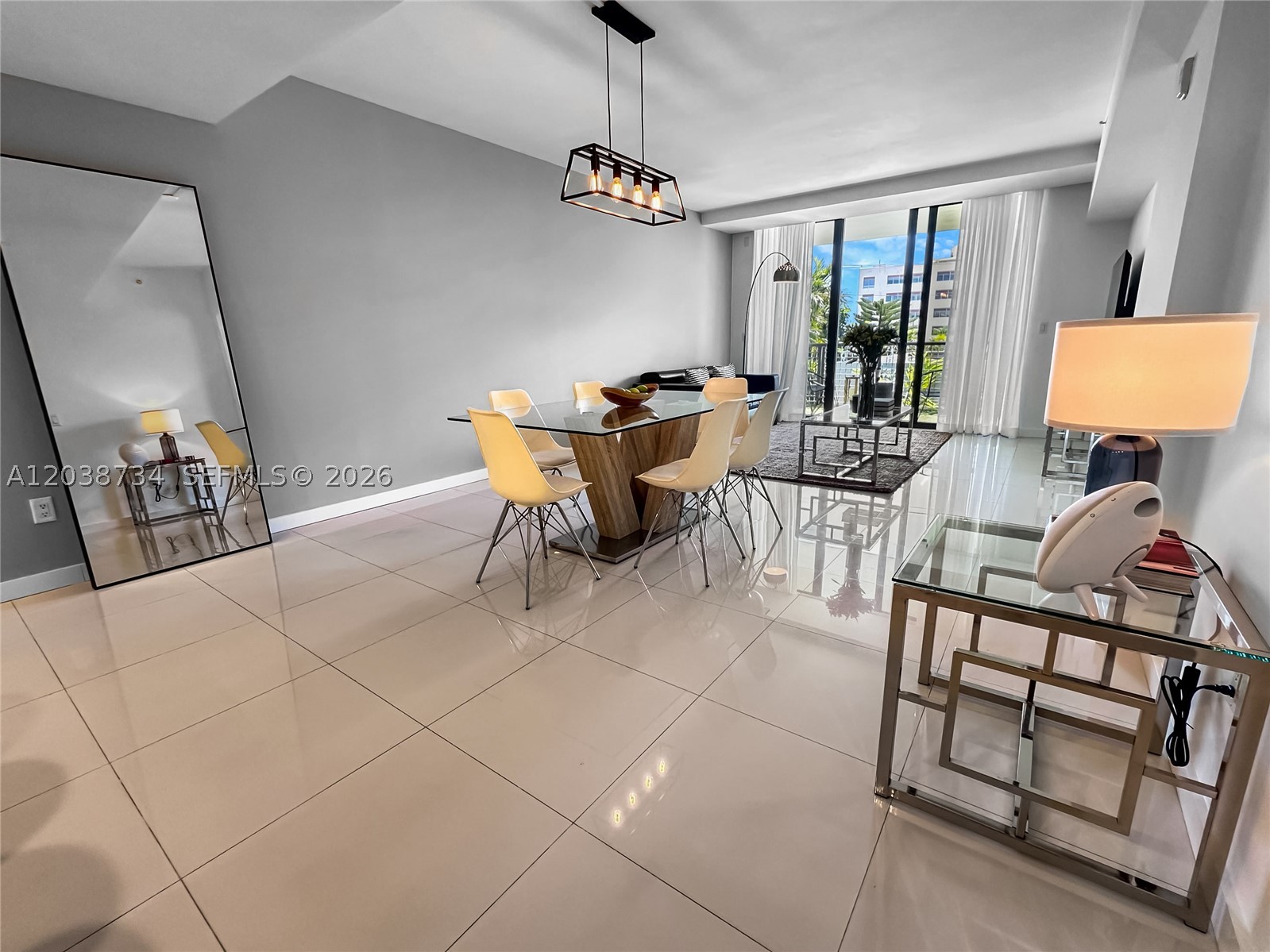 BAY BREEZE RESIDENCES CON - Residential