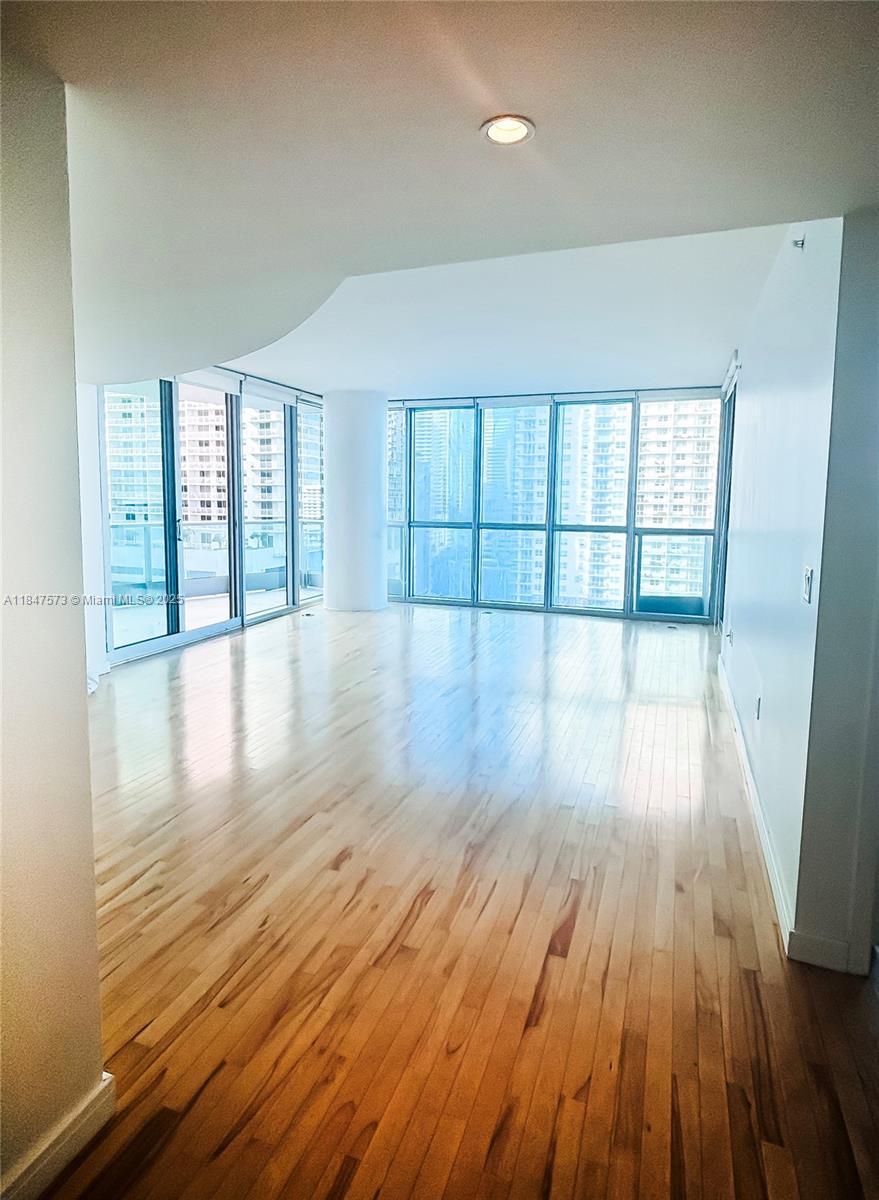 JADE RESIDENCES AT BRICKE - Residential Lease
