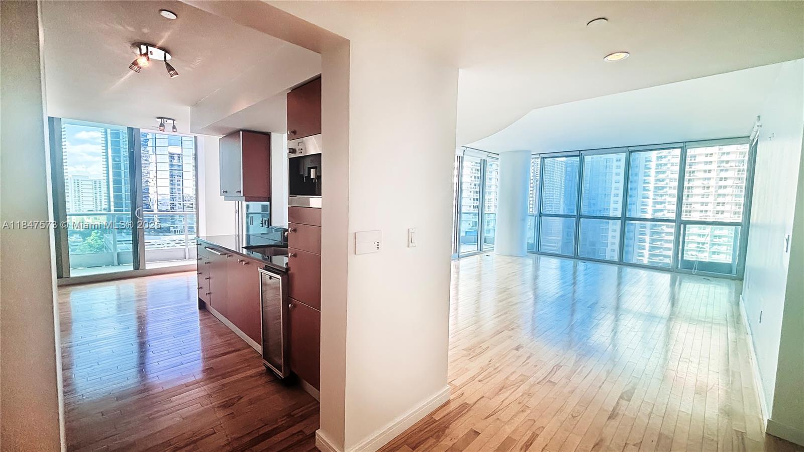 JADE RESIDENCES AT BRICKE - Residential Lease