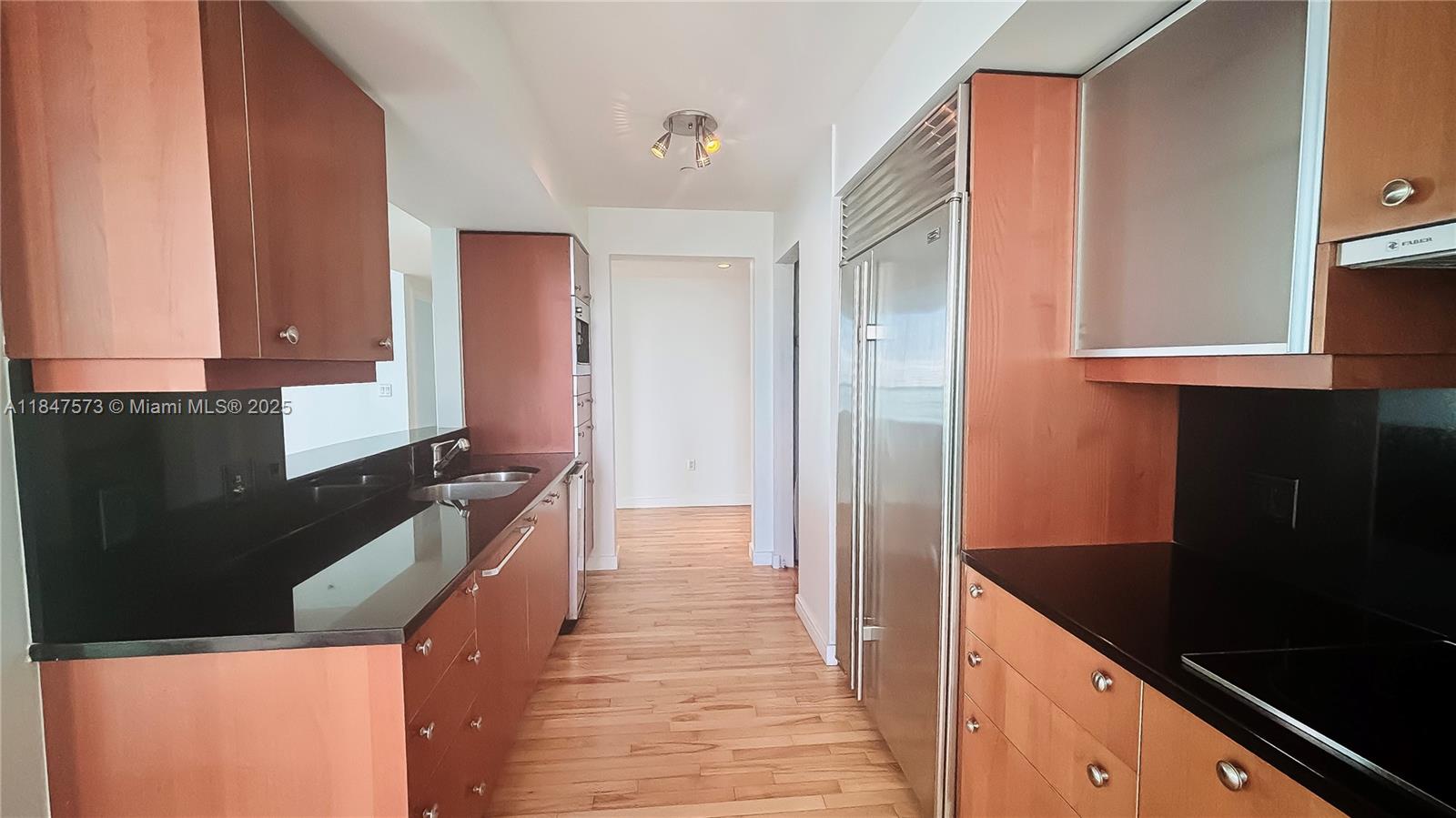 JADE RESIDENCES AT BRICKE - Residential Lease