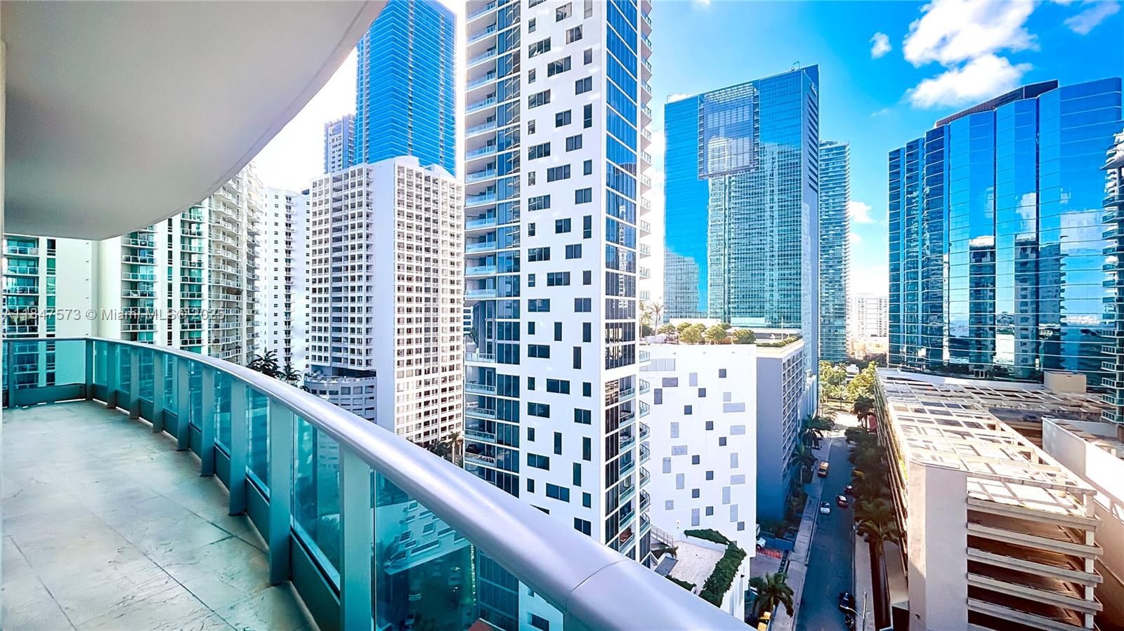 JADE RESIDENCES AT BRICKE - Residential Lease