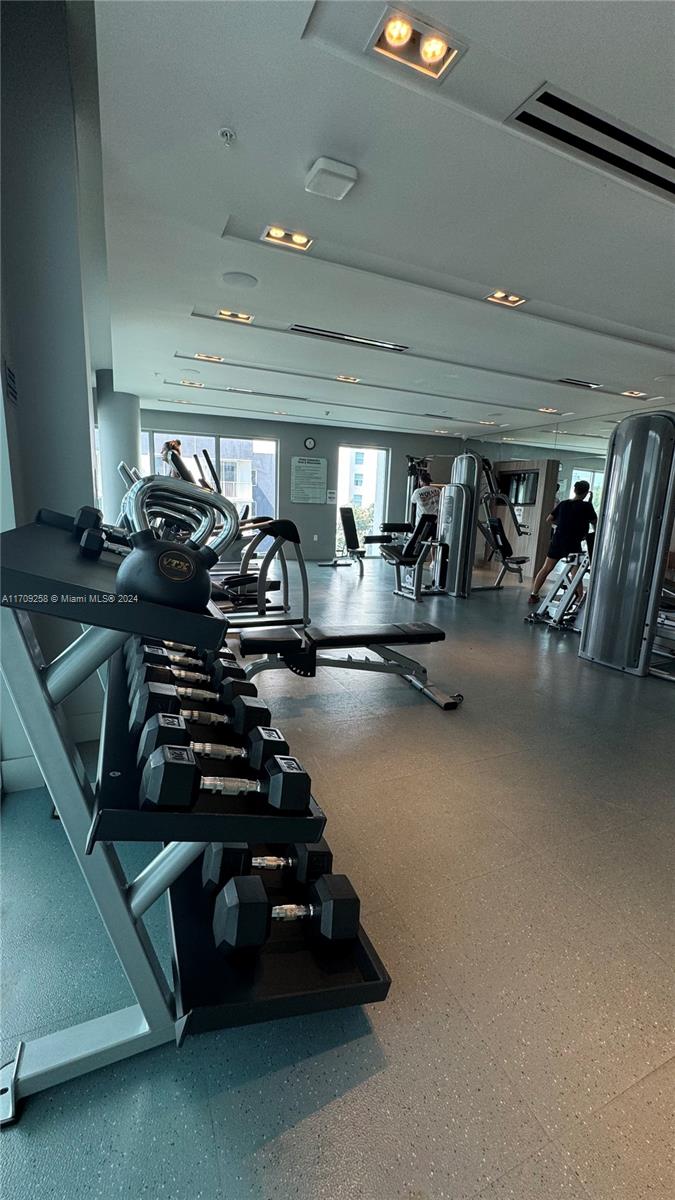 LE PARC AT BRICKELL CONDO - Residential Lease