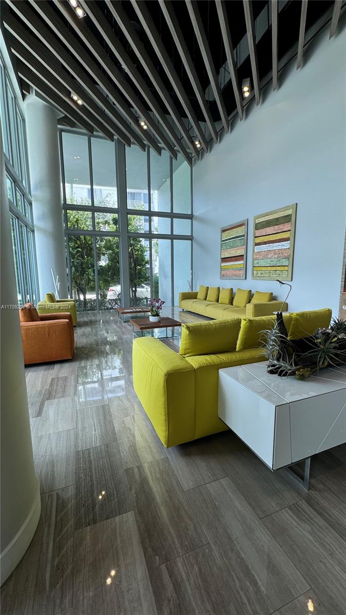 LE PARC AT BRICKELL CONDO - Residential Lease