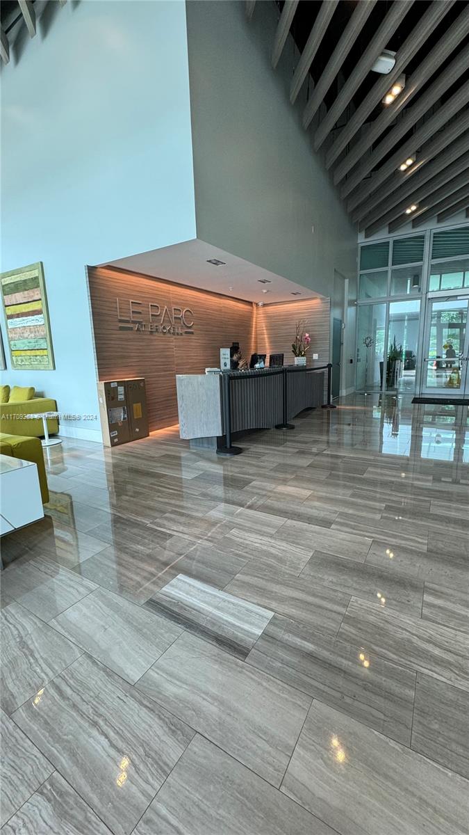 LE PARC AT BRICKELL CONDO - Residential Lease