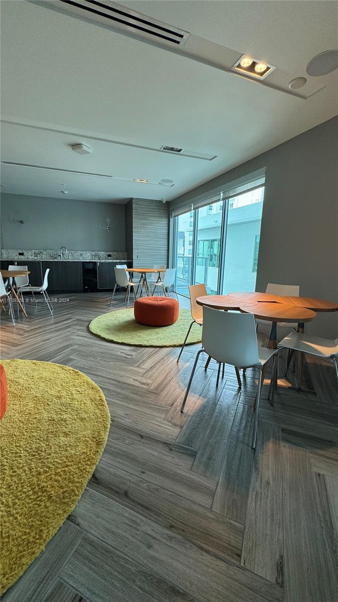LE PARC AT BRICKELL CONDO - Residential Lease