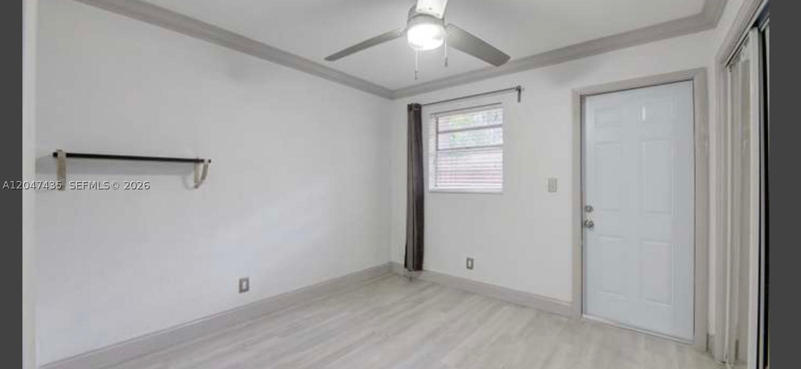 RIVERSIDE VILLAS CONDO BL - Residential