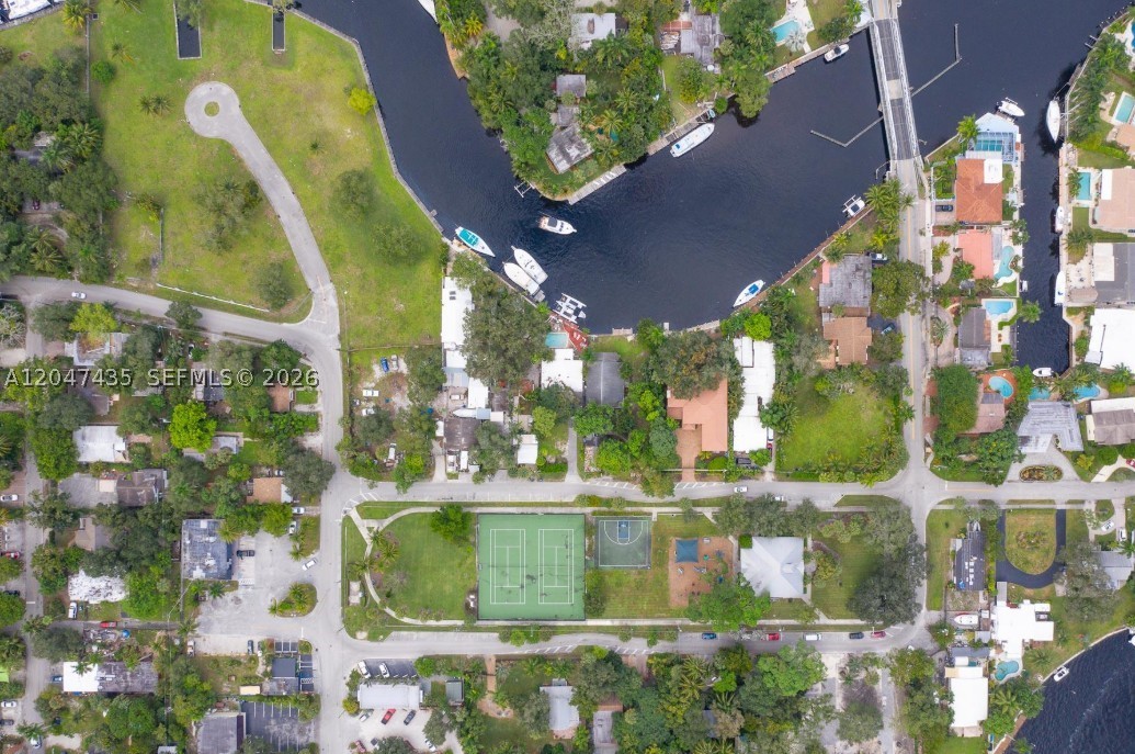 RIVERSIDE VILLAS CONDO BL - Residential