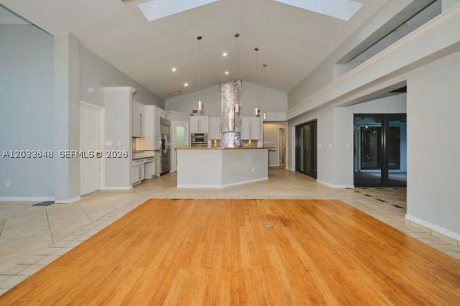SPANISH WELLS UNIT 2 - Residential